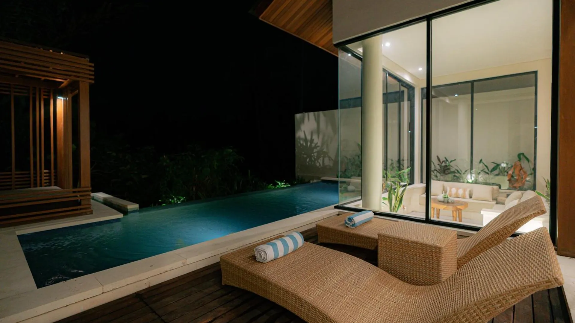 Villa Manna Ubud Indonesia